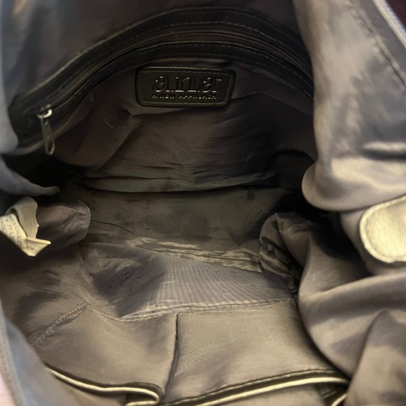 😈 *SOLD* a.n.a. Silver Metallic Leather Zipper Large Shoulder bag😈 - Picture 3 of 3